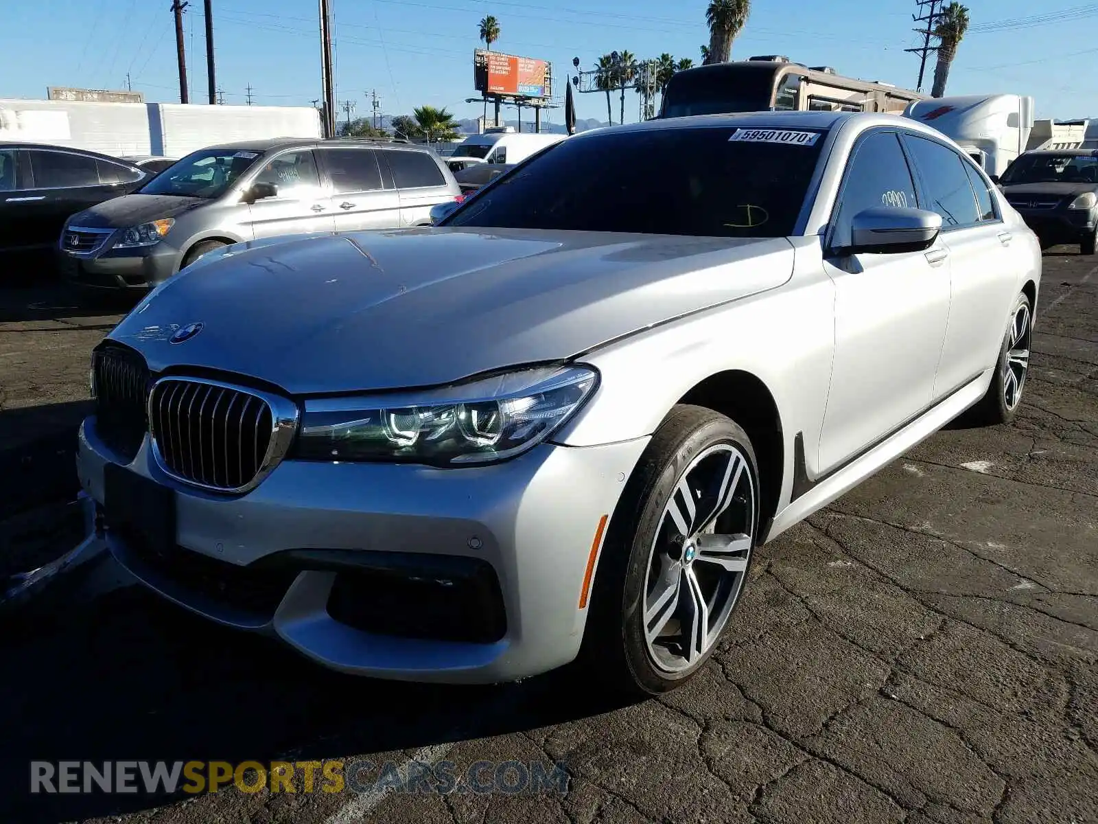 2 Photograph of a damaged car WBA7E2C54KB218319 BMW 7 SERIES 2019