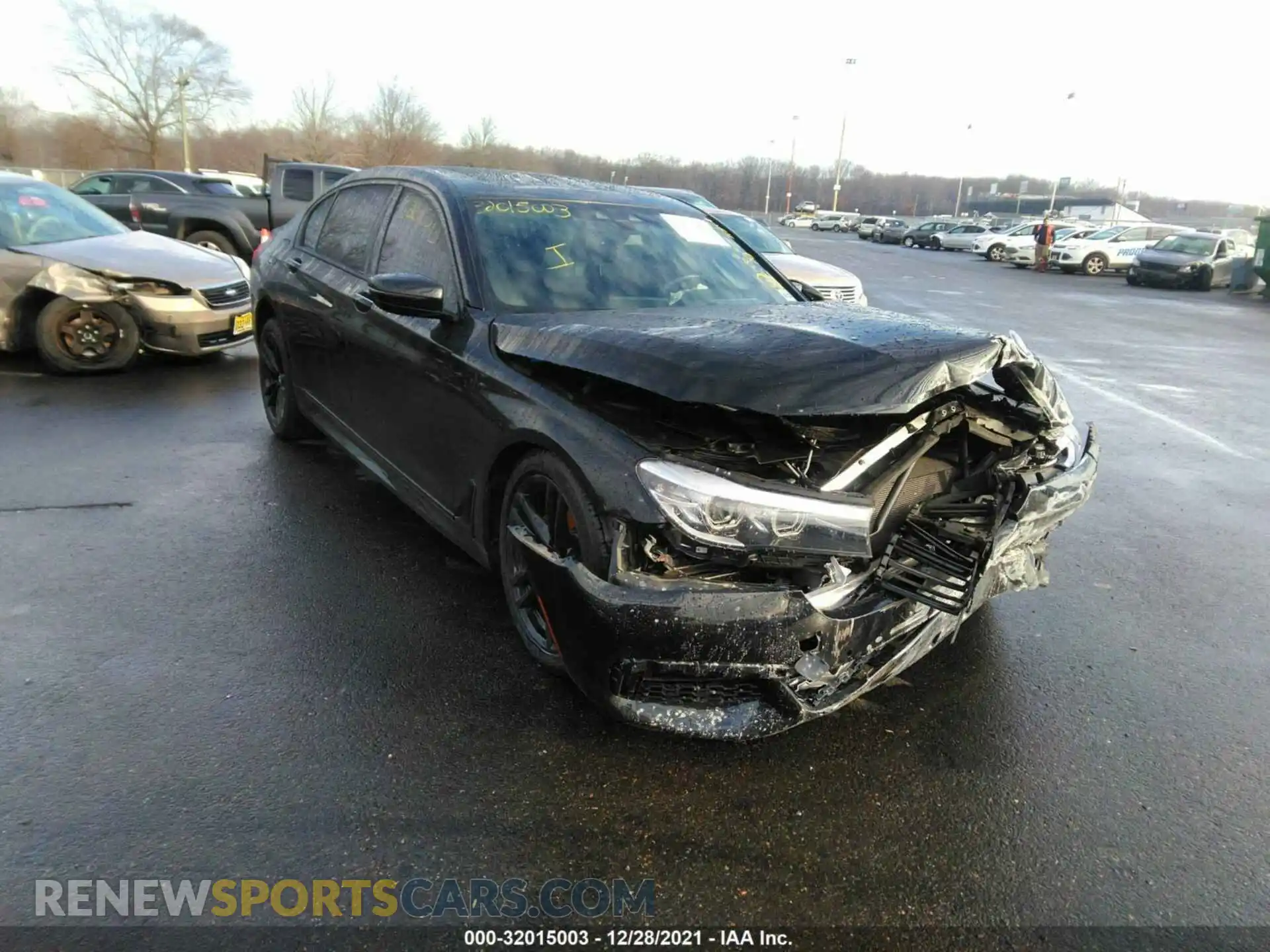 1 Photograph of a damaged car WBA7E4C55KGV28512 BMW 7 SERIES 2019