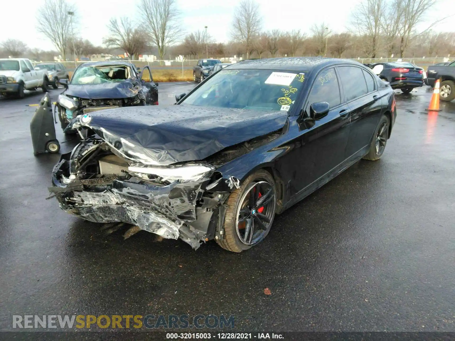 2 Photograph of a damaged car WBA7E4C55KGV28512 BMW 7 SERIES 2019