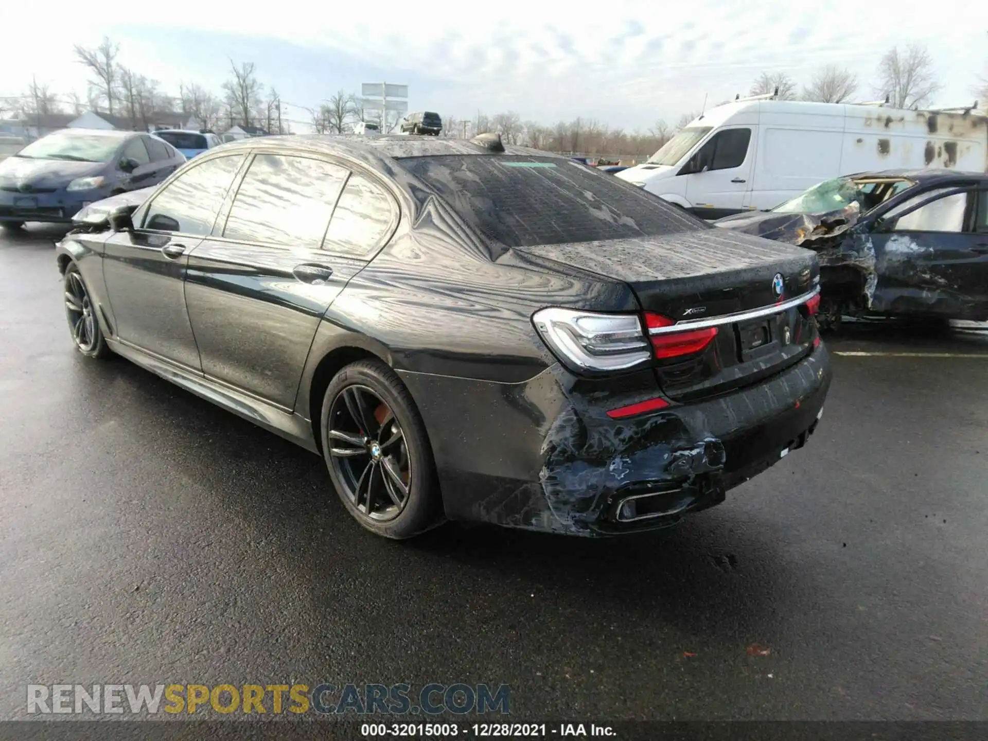 3 Photograph of a damaged car WBA7E4C55KGV28512 BMW 7 SERIES 2019