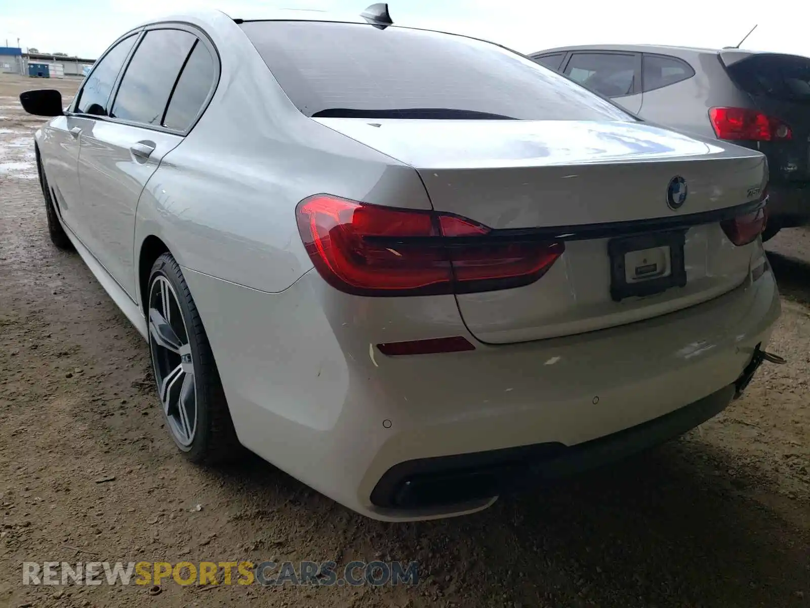 3 Photograph of a damaged car WBA7F0C51KGM24721 BMW 7 SERIES 2019