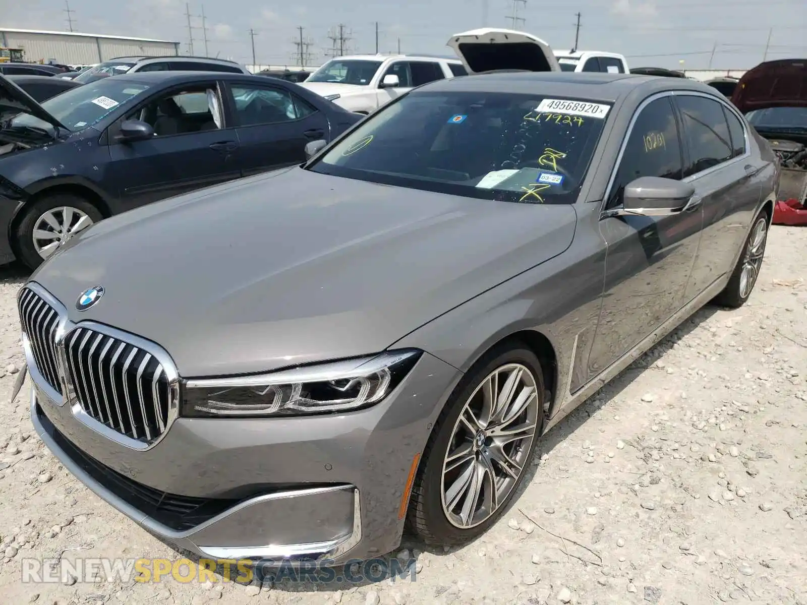 2 Photograph of a damaged car WBA7T2C03LGL17924 BMW 7 SERIES 2020
