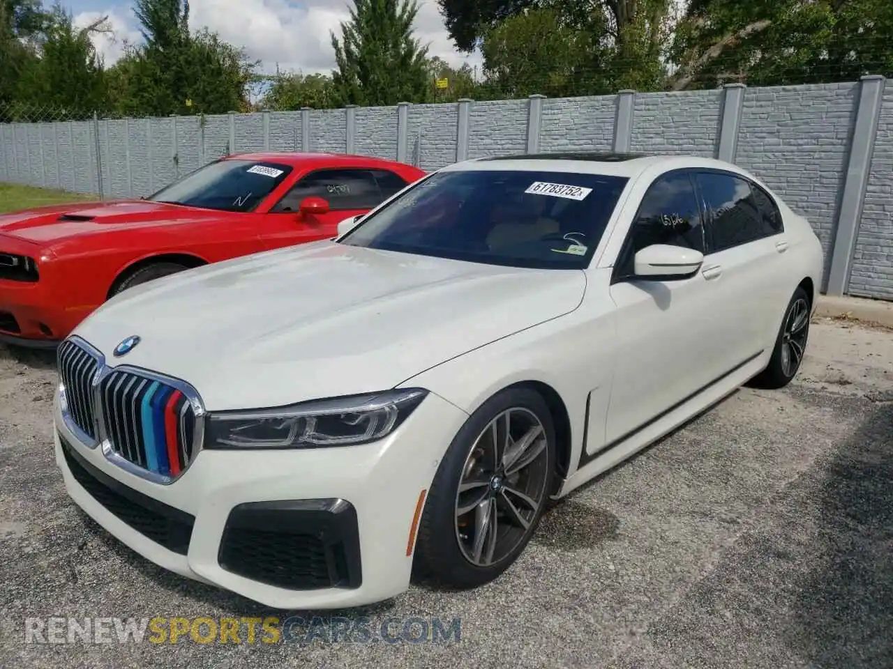 2 Photograph of a damaged car WBA7T2C06LGL17674 BMW 7 SERIES 2020