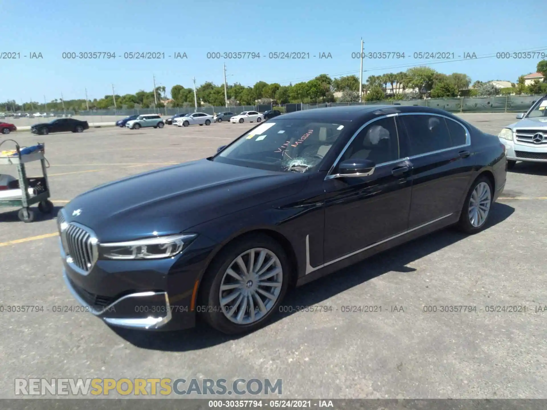 2 Photograph of a damaged car WBA7T2C07LCD73729 BMW 7 SERIES 2020
