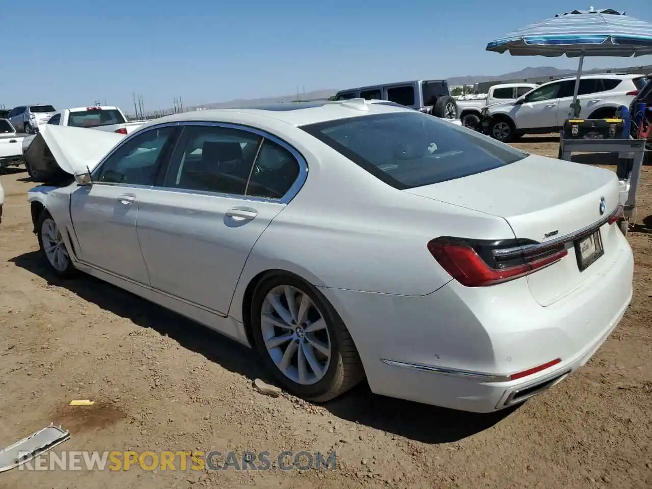 2 Photograph of a damaged car WBA7T4C00LGG62729 BMW 7 SERIES 2020