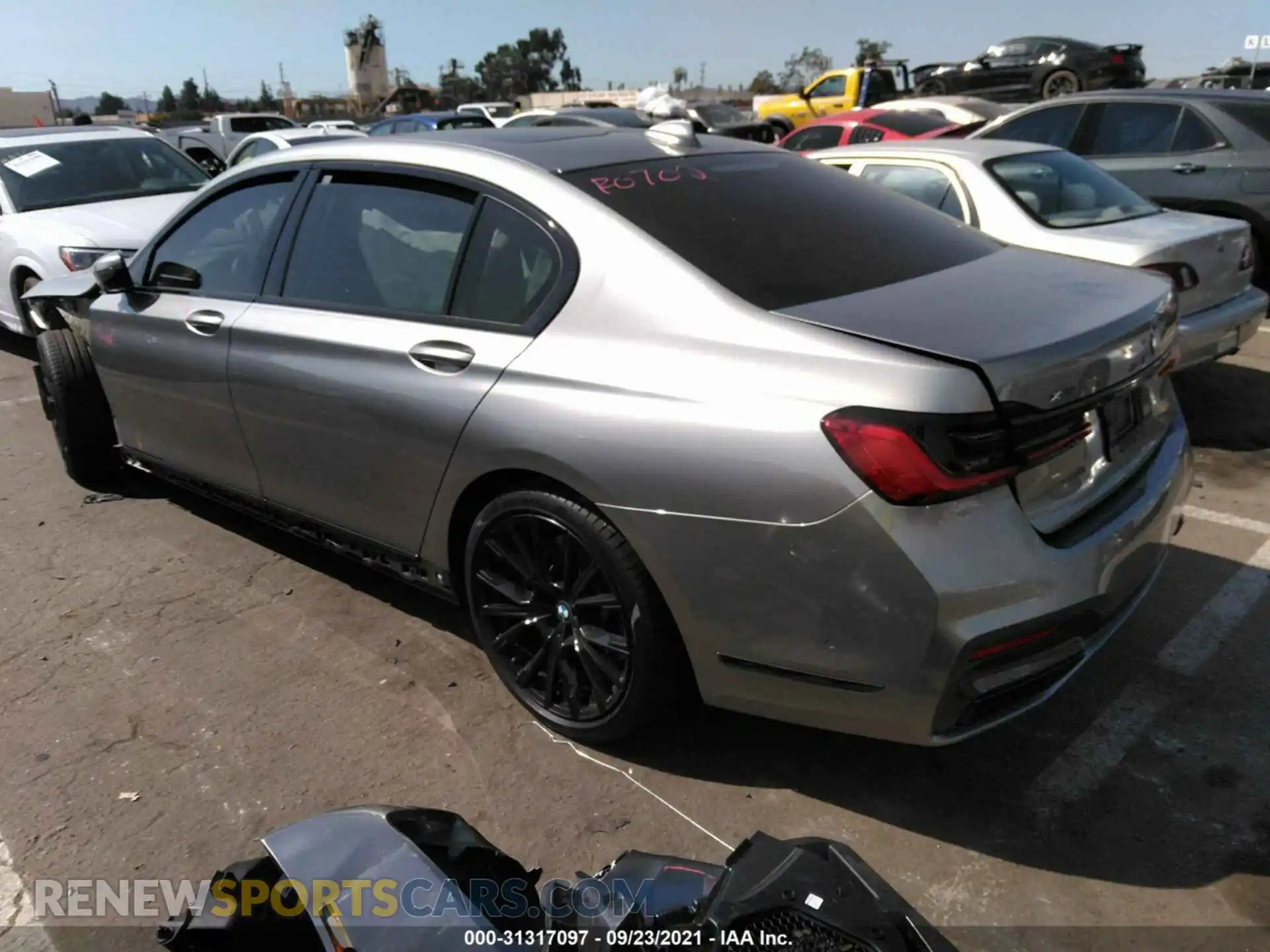 3 Photograph of a damaged car WBA7U2C00LBM62011 BMW 7 SERIES 2020