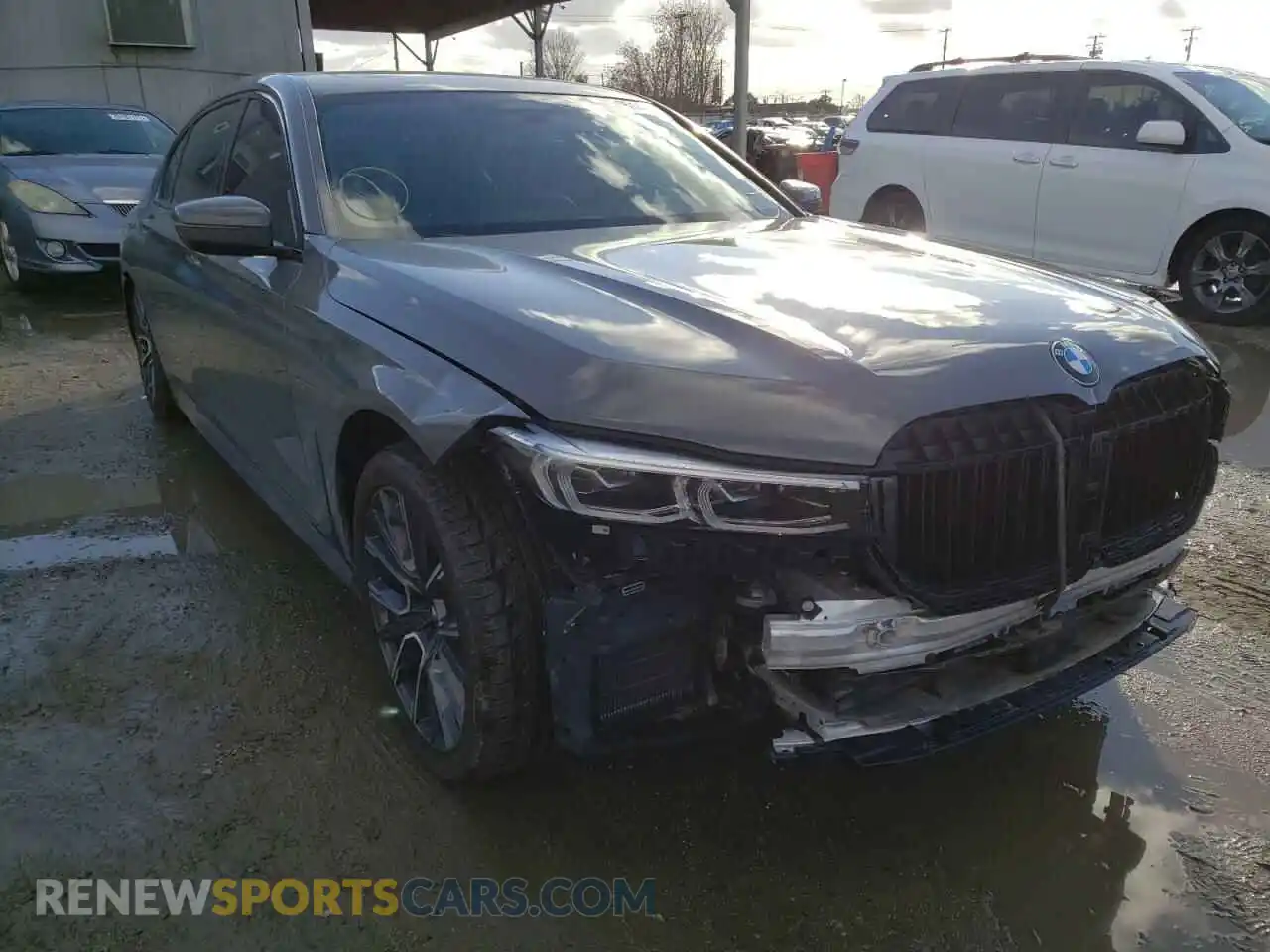 1 Photograph of a damaged car WBA7U2C04LCD34674 BMW 7 SERIES 2020