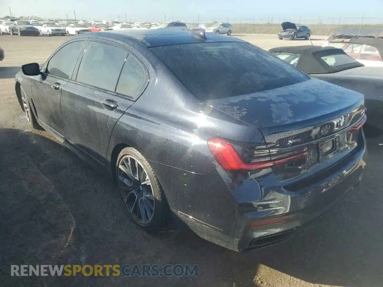 2 Photograph of a damaged car WBA7U2C05MCF67450 BMW 7 SERIES 2021