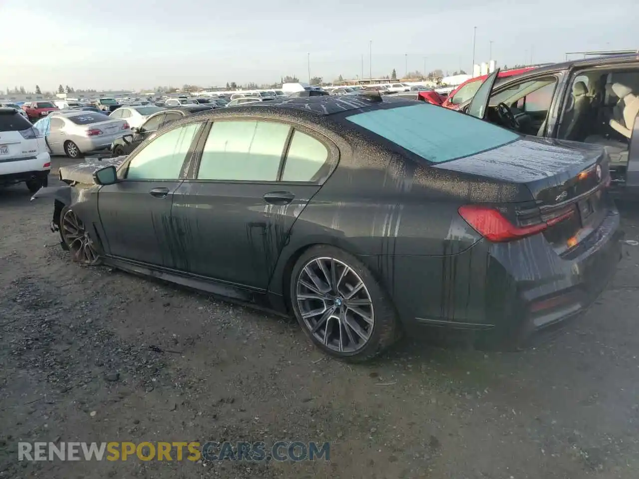 2 Photograph of a damaged car WBA7U2C08MCE90587 BMW 7 SERIES 2021