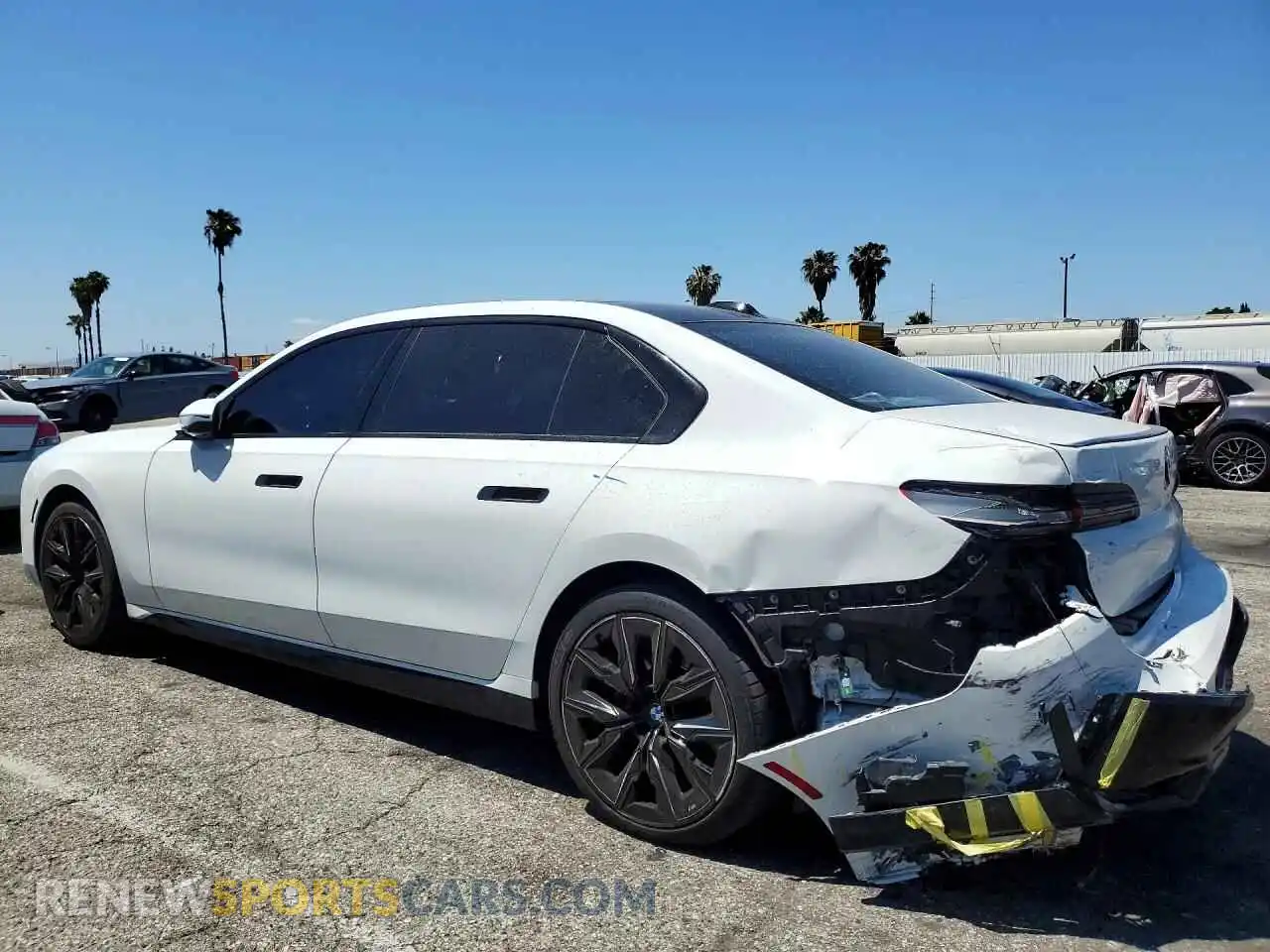 2 Photograph of a damaged car WBA23EH00PCM83724 BMW 7 SERIES 2023