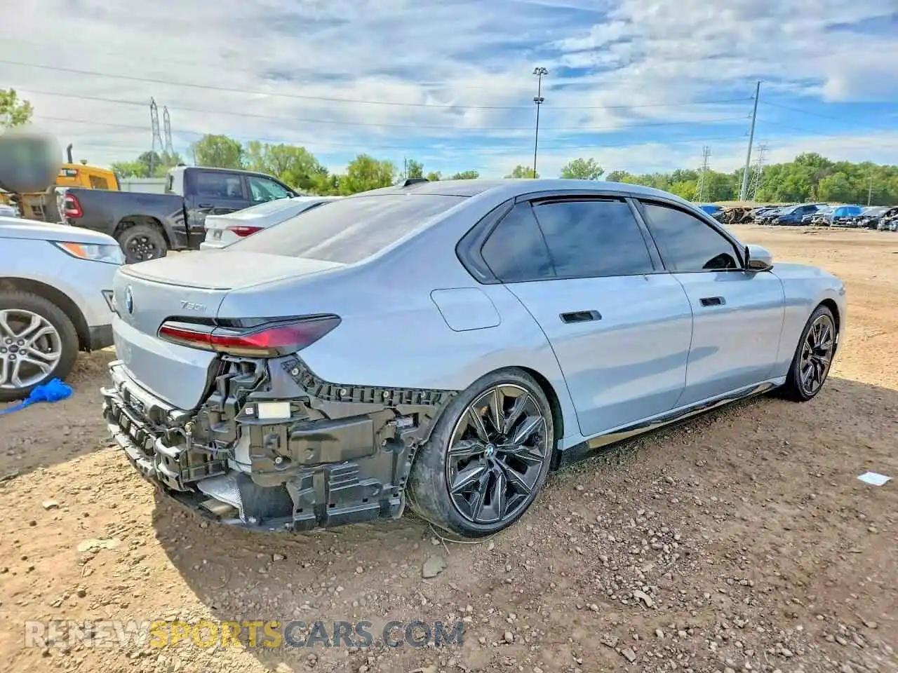 3 Фотография поврежденного автомобиля WBA33EJ00PCM61544 BMW 7 SERIES 2023