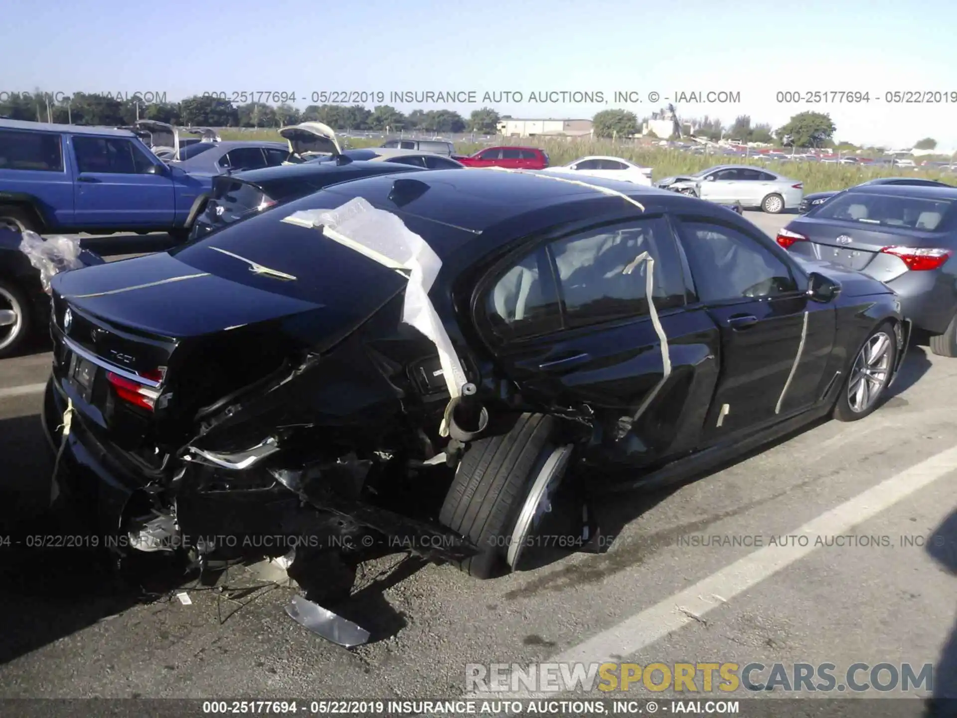 6 Photograph of a damaged car WBA7E4C58KGV28214 BMW 740 2019