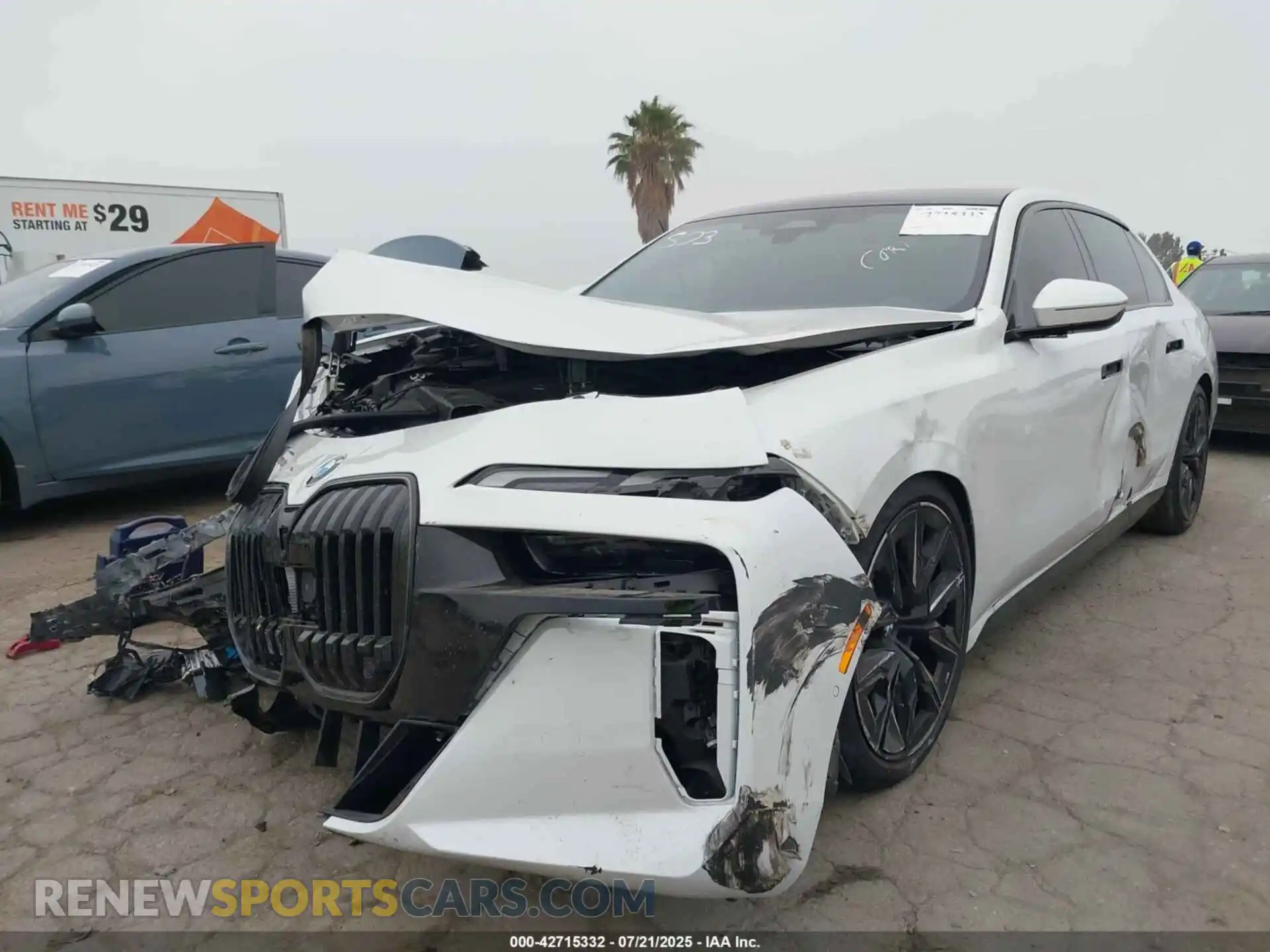 2 Photograph of a damaged car WBA23EH00RCS81677 BMW 740 2024