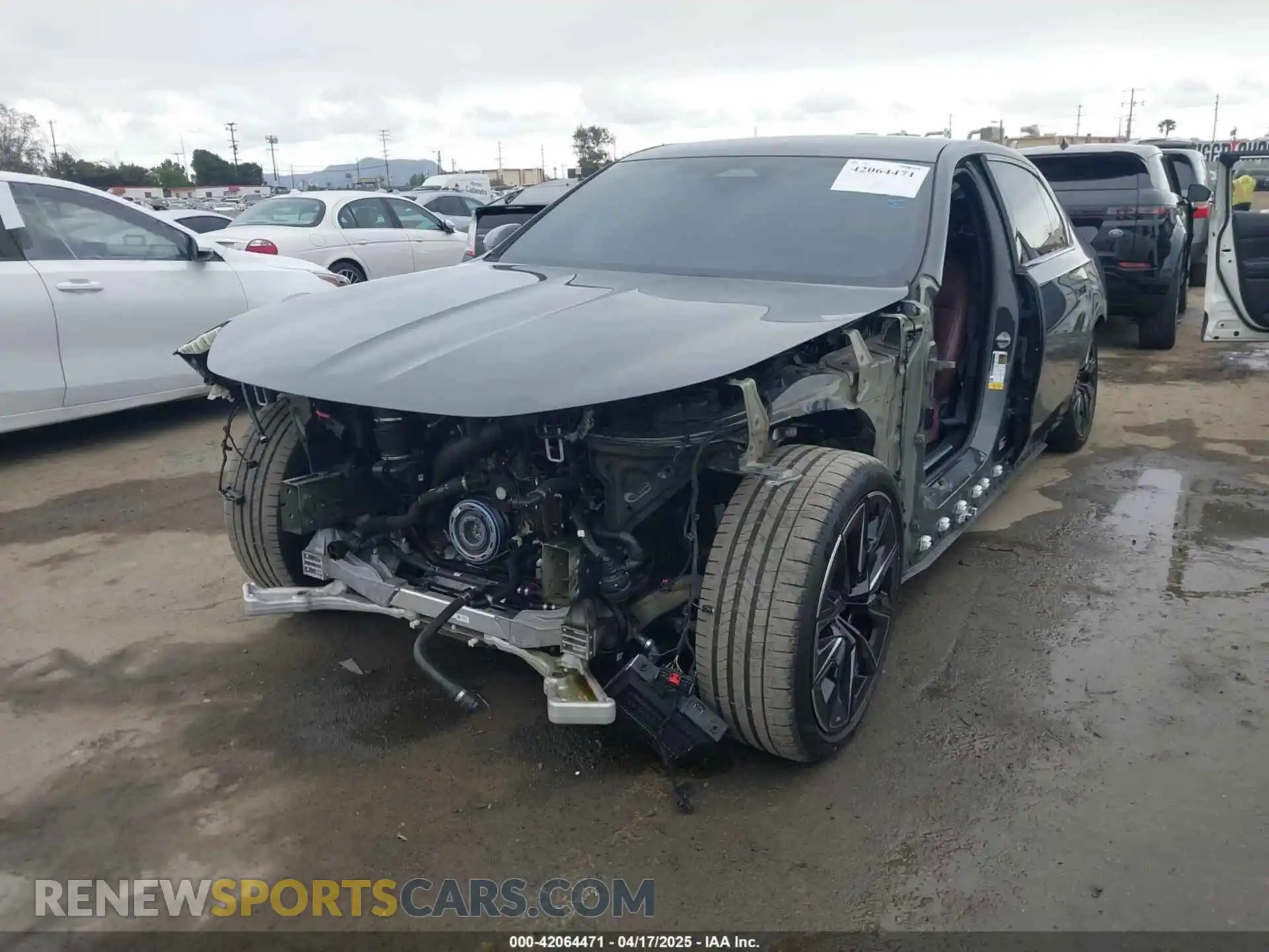 2 Photograph of a damaged car WBA23EH01RCP35452 BMW 740 2024