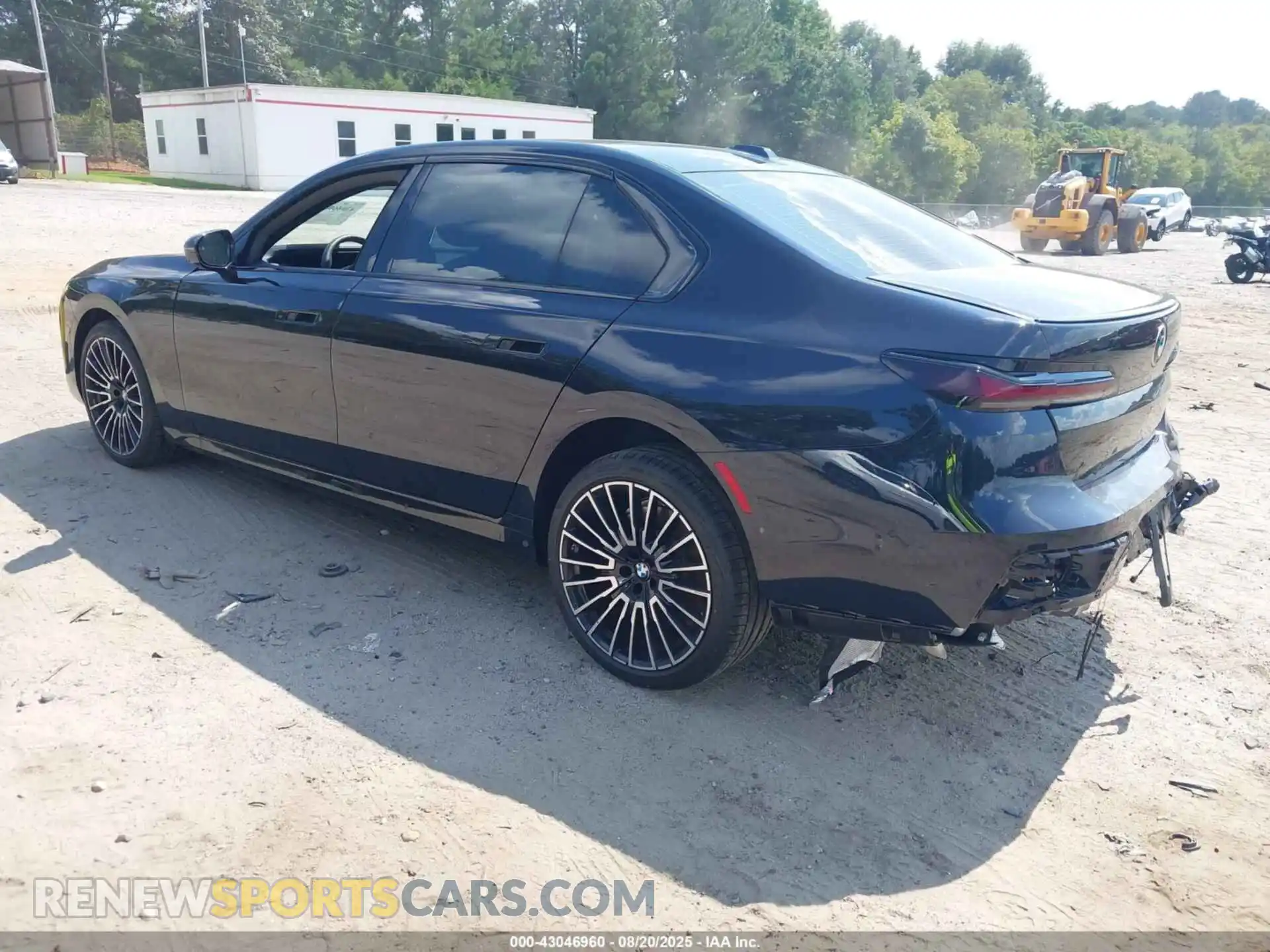 3 Photograph of a damaged car WBA23EH08RCS88151 BMW 740 2024