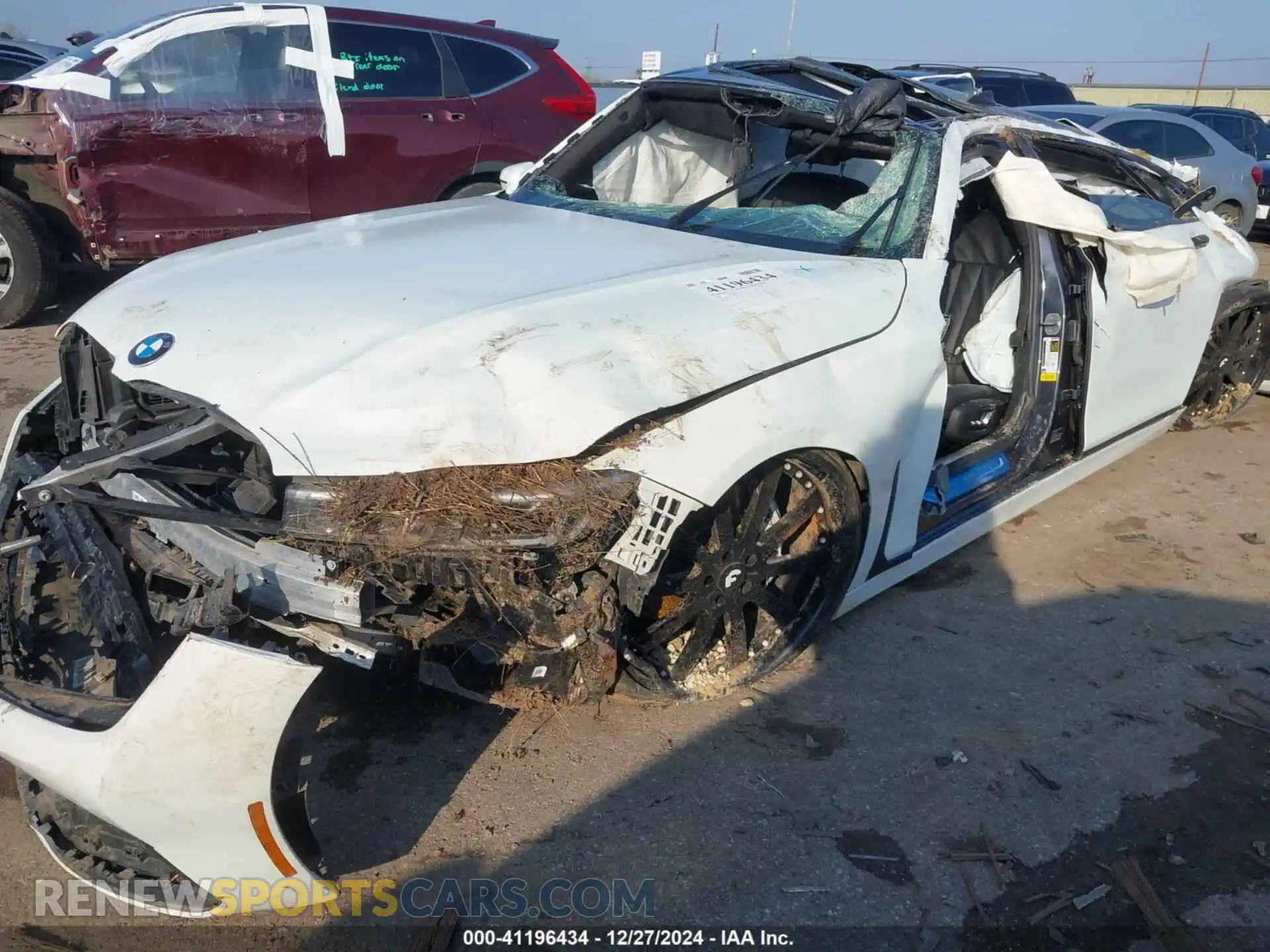 2 Photograph of a damaged car WBA7T2C05LGL17813 BMW 740I 2020