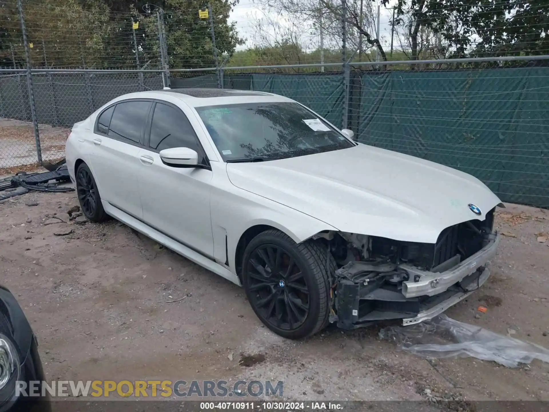 1 Photograph of a damaged car WBA7T2C06LGL17402 BMW 740I 2020