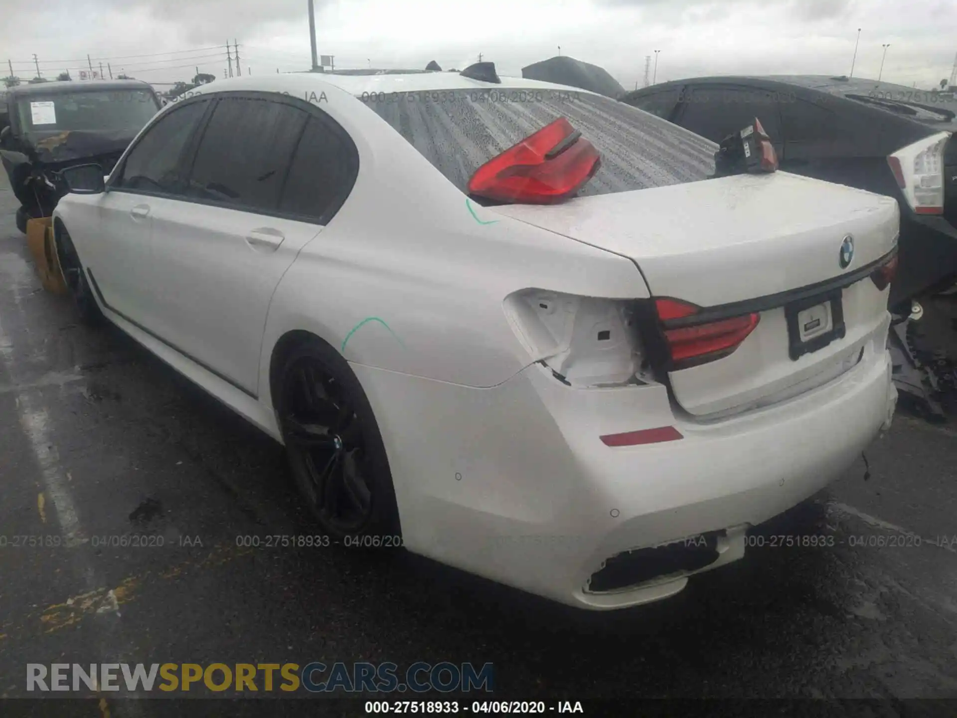 3 Фотография поврежденного автомобиля WBA7F0C59KGM25535 BMW 750 2019