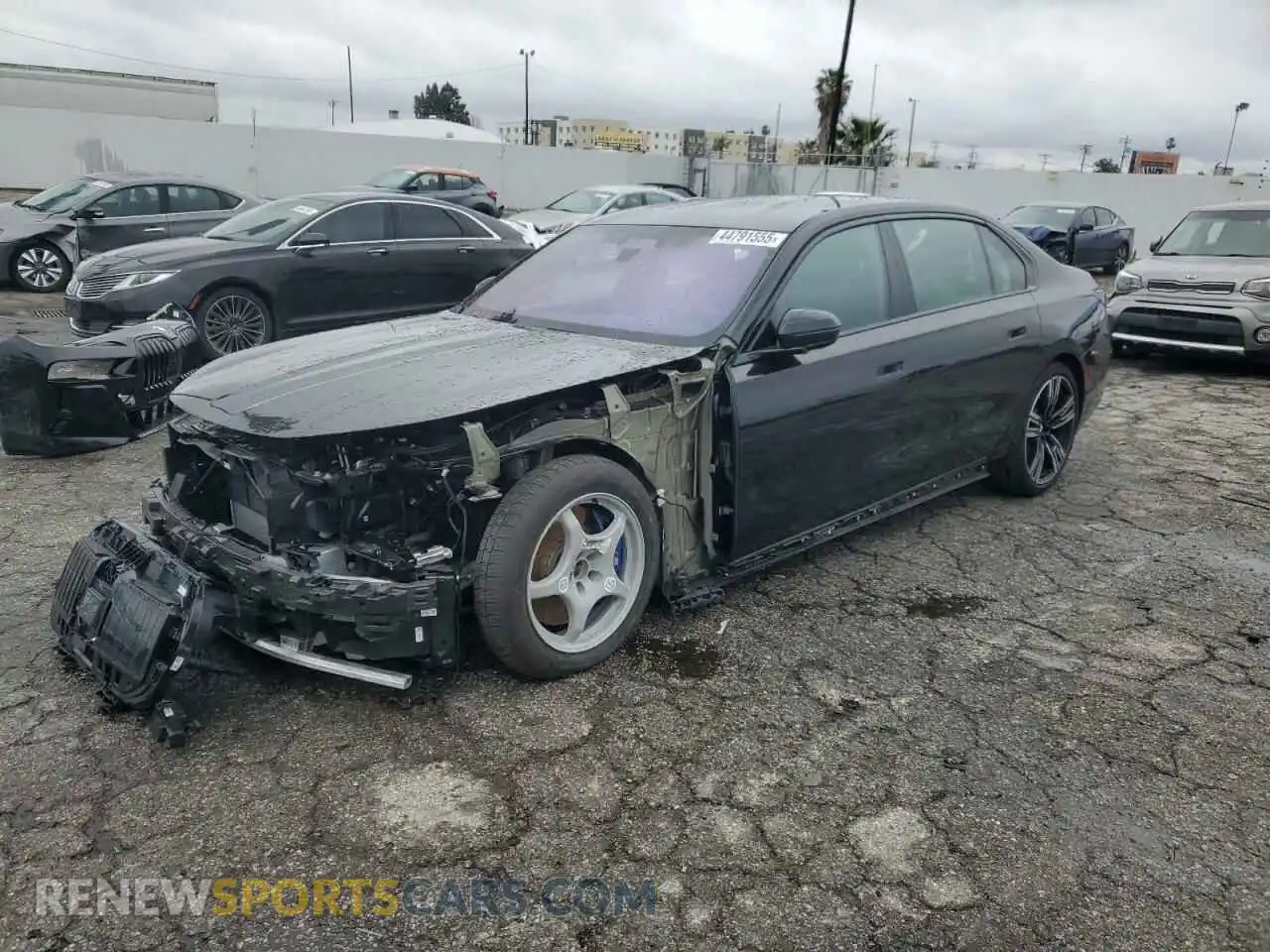 1 Photograph of a damaged car WBA33EJ02PCL89231 BMW 760 XI 2023