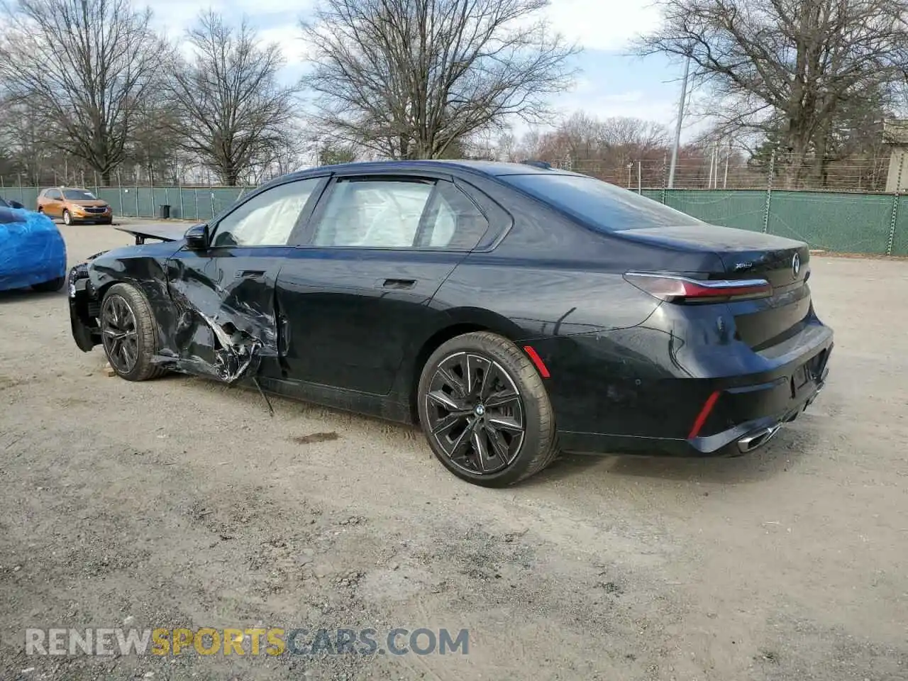 2 Photograph of a damaged car WBA33EJ05PCN84000 BMW 760 XI 2023