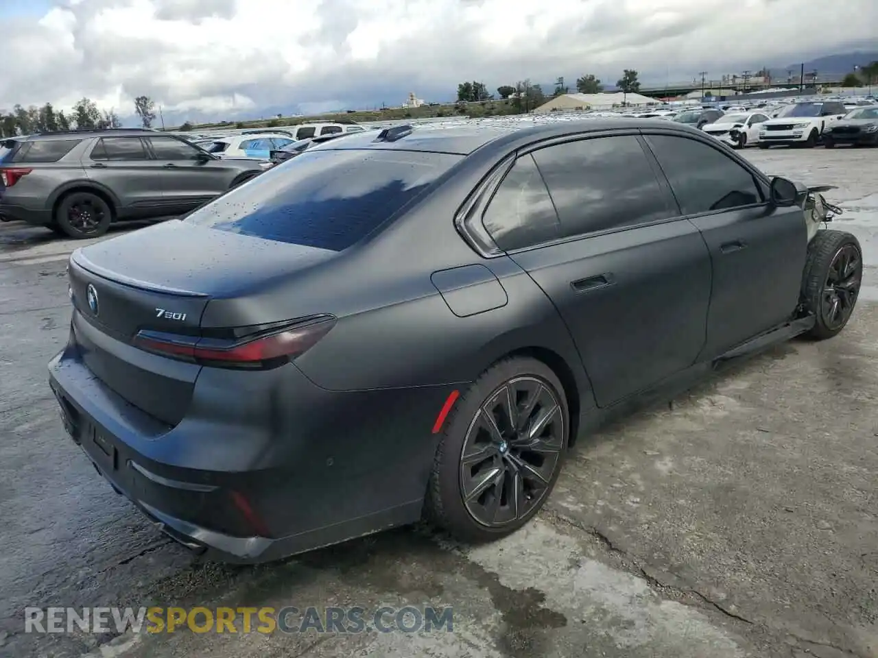3 fotografías del automóvil dañado WBA33EJ01RCR24066 BMW 760 XI 2024
