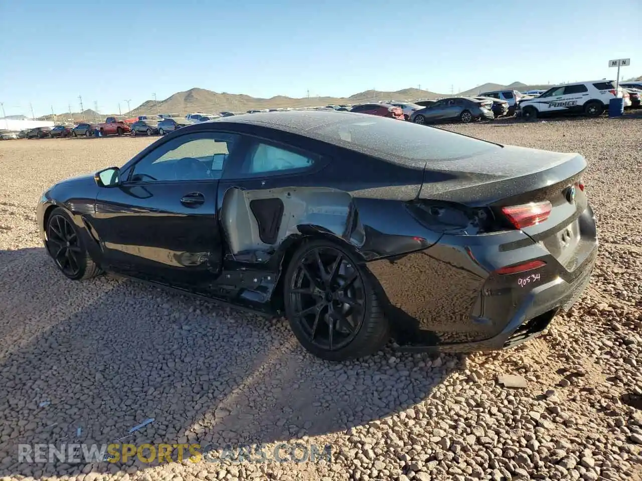 2 Photograph of a damaged car WBAAE2C09MCF72461 BMW 8 SERIES 2021