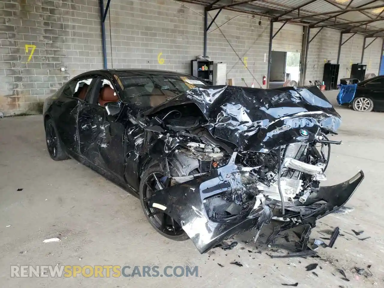 1 Photograph of a damaged car WBAGV2C02MCF66625 BMW 8 SERIES 2021