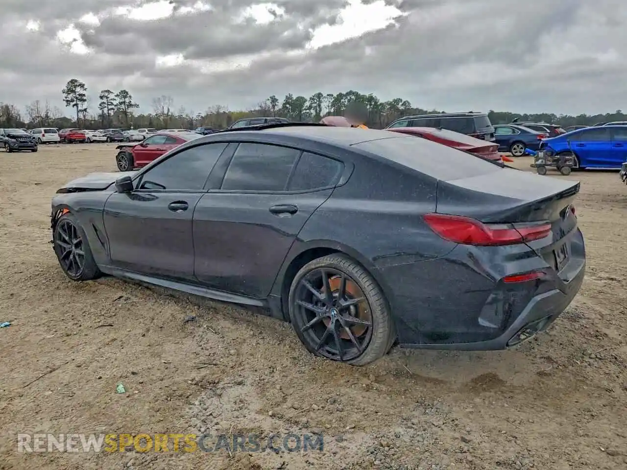2 Photograph of a damaged car WBAGV2C04MCF18902 BMW 8 SERIES 2021