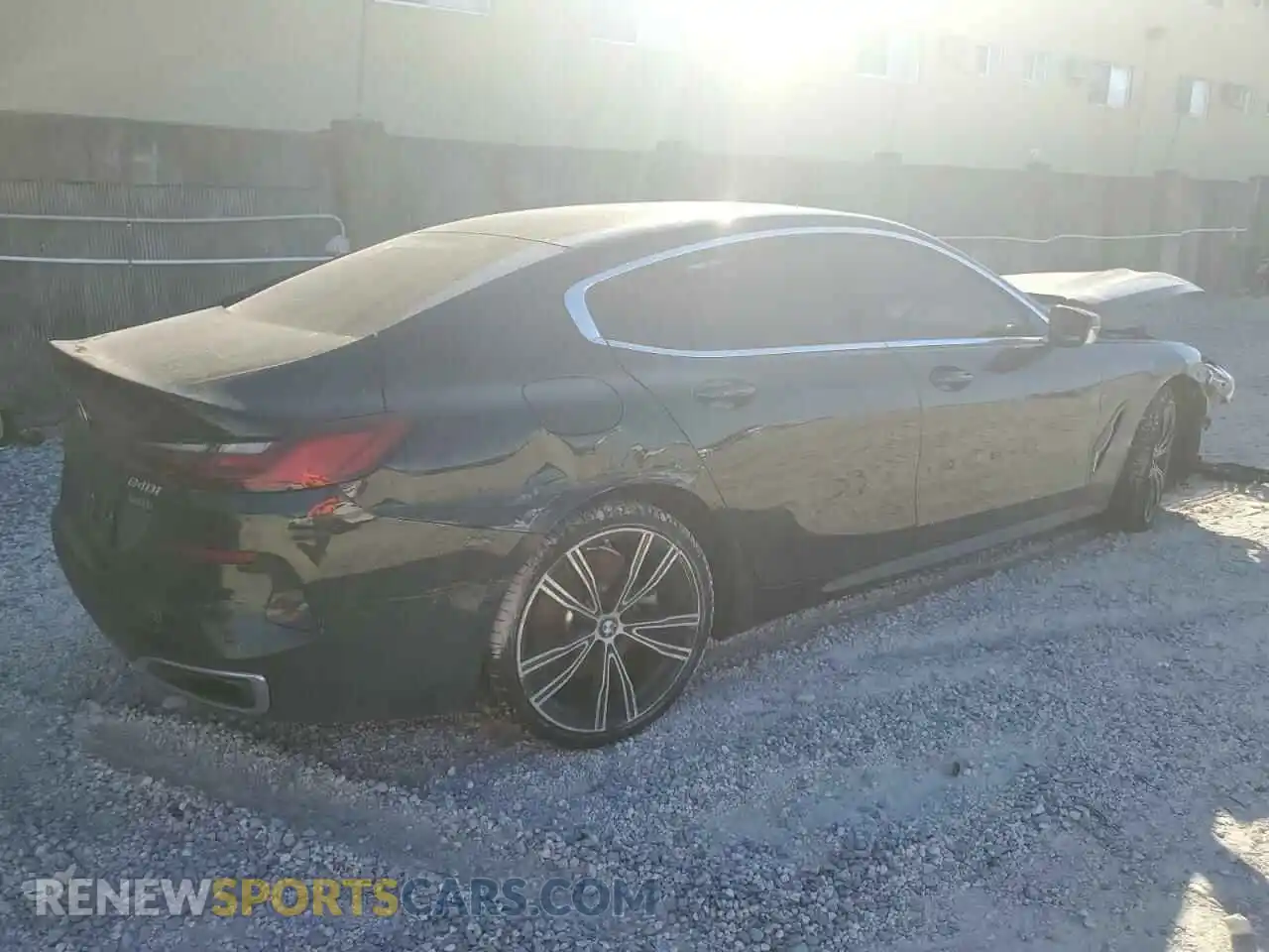 3 Photograph of a damaged car WBAGV4C0XMCG69044 BMW 8 SERIES 2021