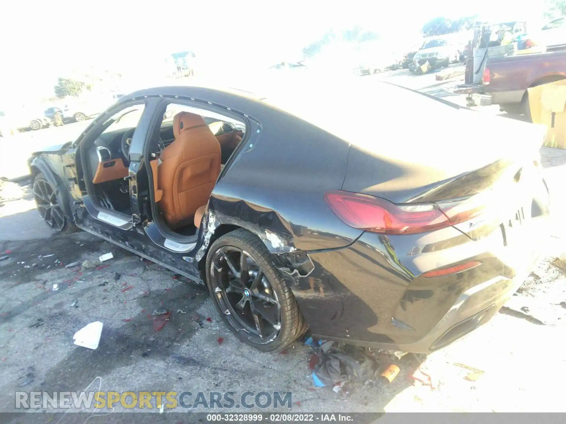 3 Photograph of a damaged car WBAGV8C01MCF60527 BMW 8 SERIES 2021