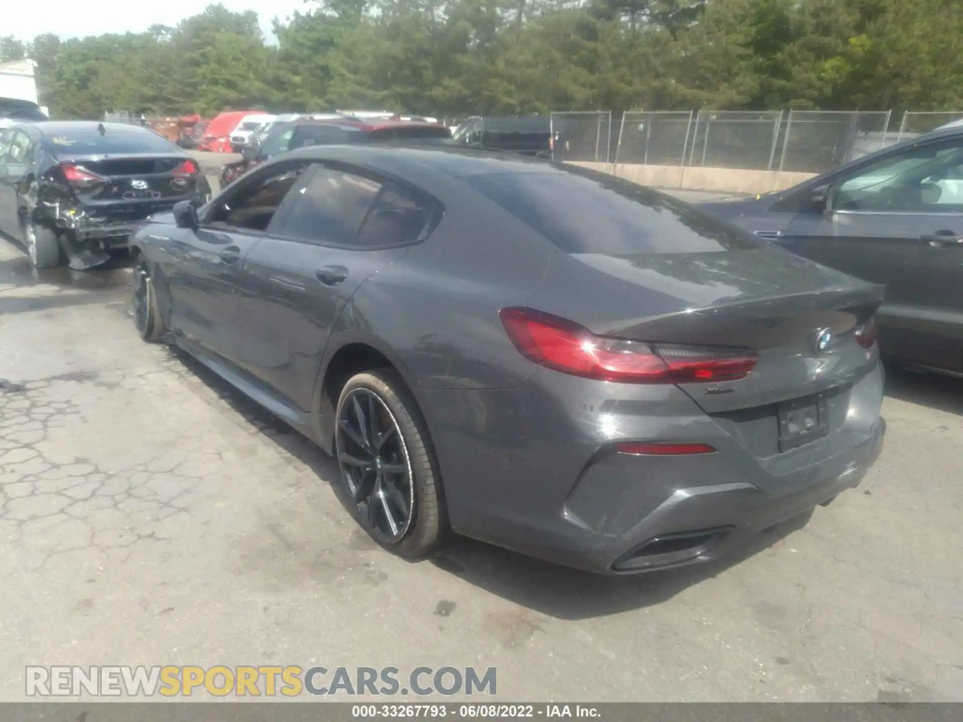 3 Photograph of a damaged car WBAGV8C01MCF83192 BMW 8 SERIES 2021