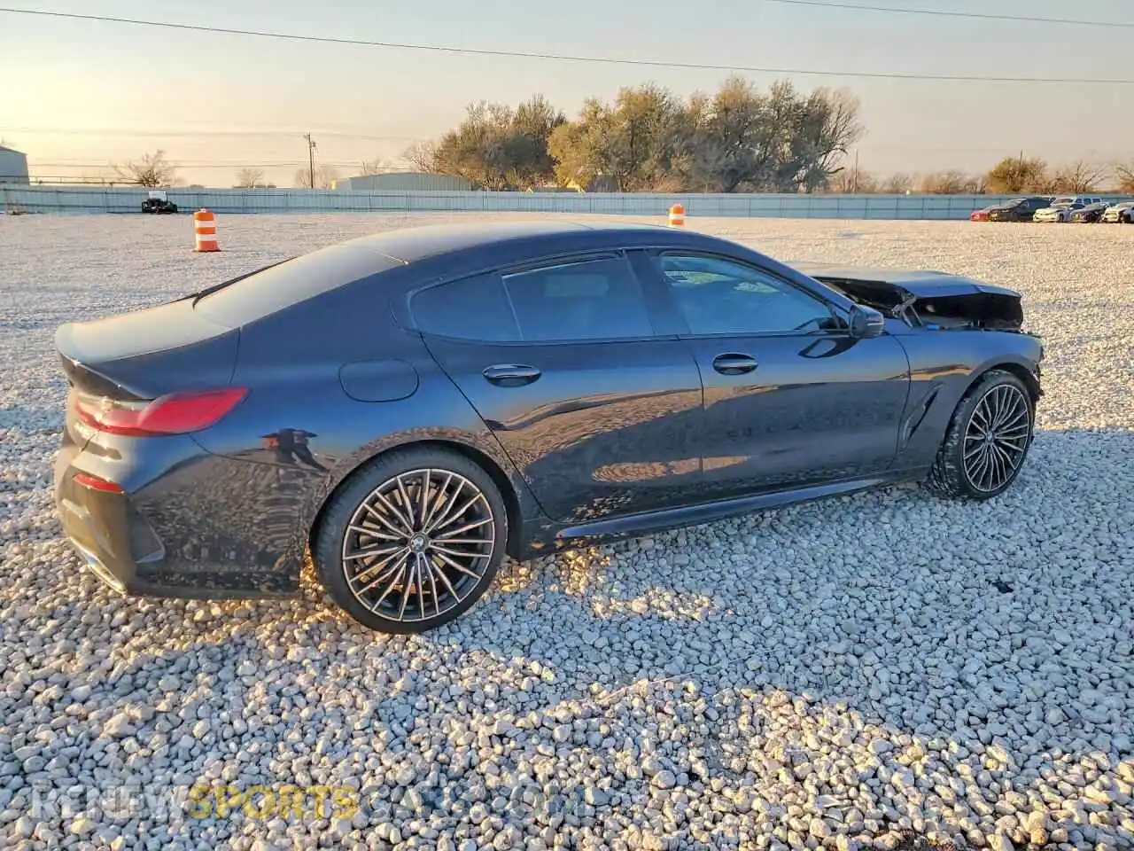 3 Photograph of a damaged car WBAGV2C03NCH21698 BMW 8 SERIES 2022