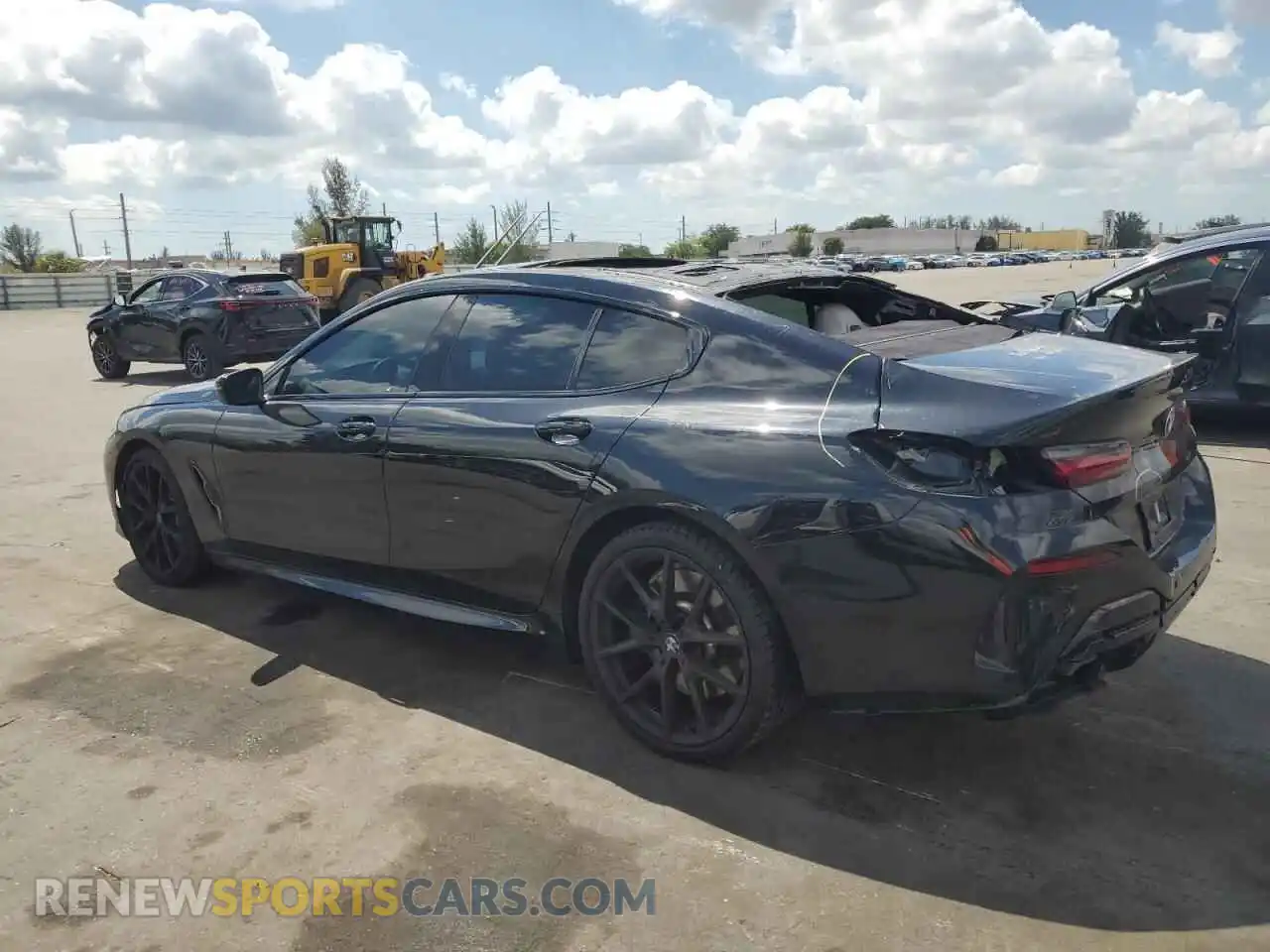 2 Photograph of a damaged car WBAGV2C06NCJ91224 BMW 8 SERIES 2022