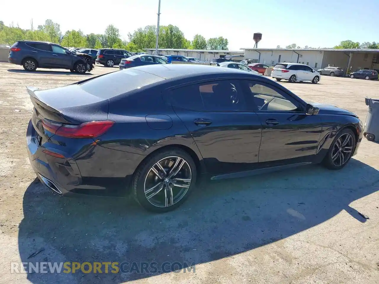 3 Photograph of a damaged car WBAGV4C01NCJ13106 BMW 8 SERIES 2022