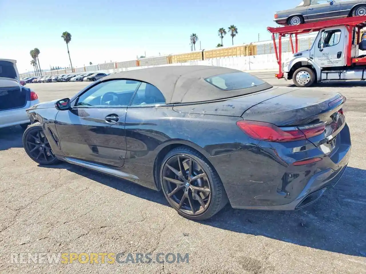 2 Фотография поврежденного автомобиля WBADZ2C00PCM50574 BMW 8 SERIES 2023