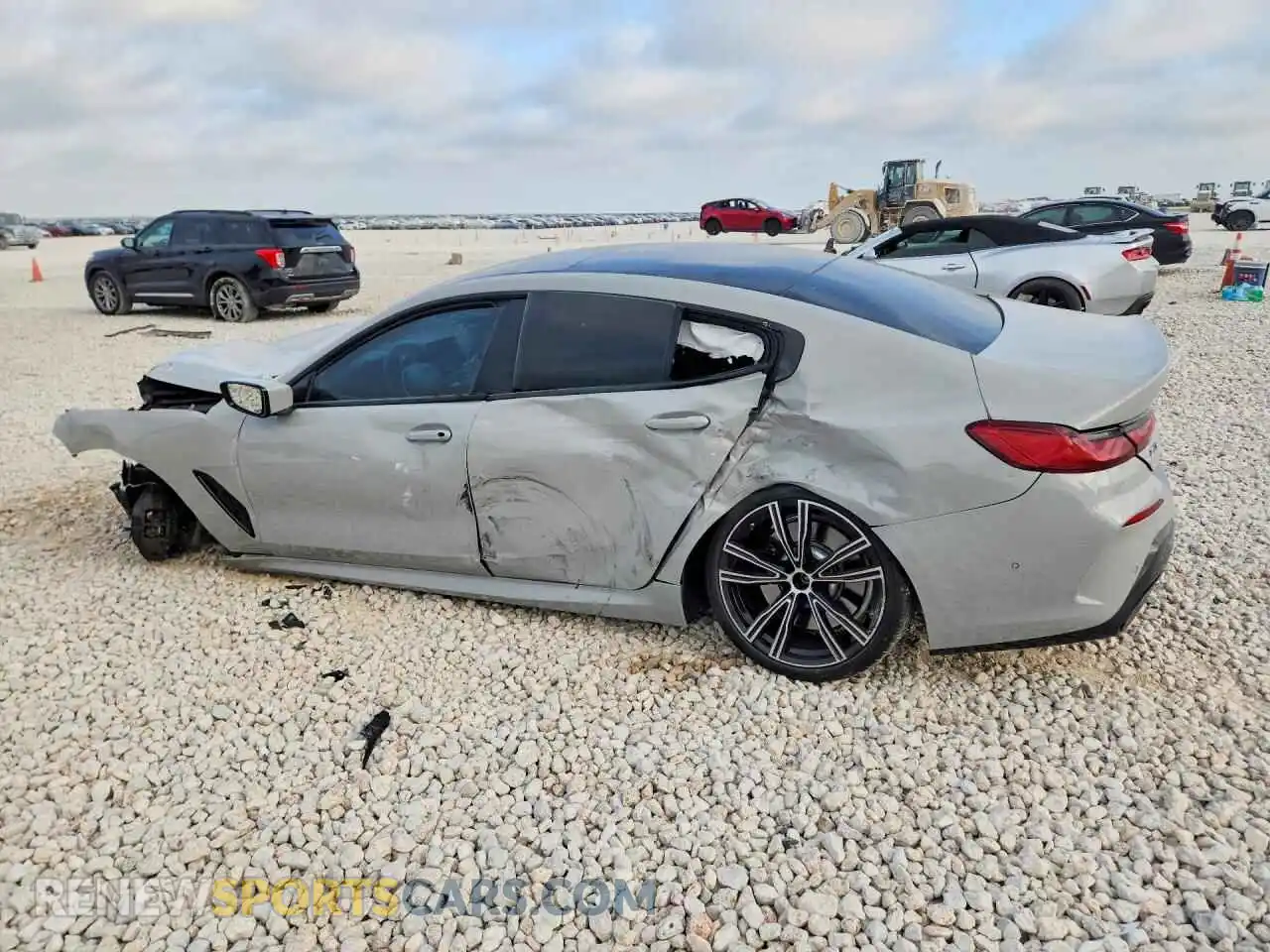 2 Photograph of a damaged car WBAGV4C06PCK78703 BMW 8 SERIES 2023