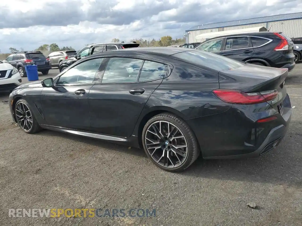 2 Фотография поврежденного автомобиля WBAGV4C01RCS01112 BMW 8 SERIES 2024