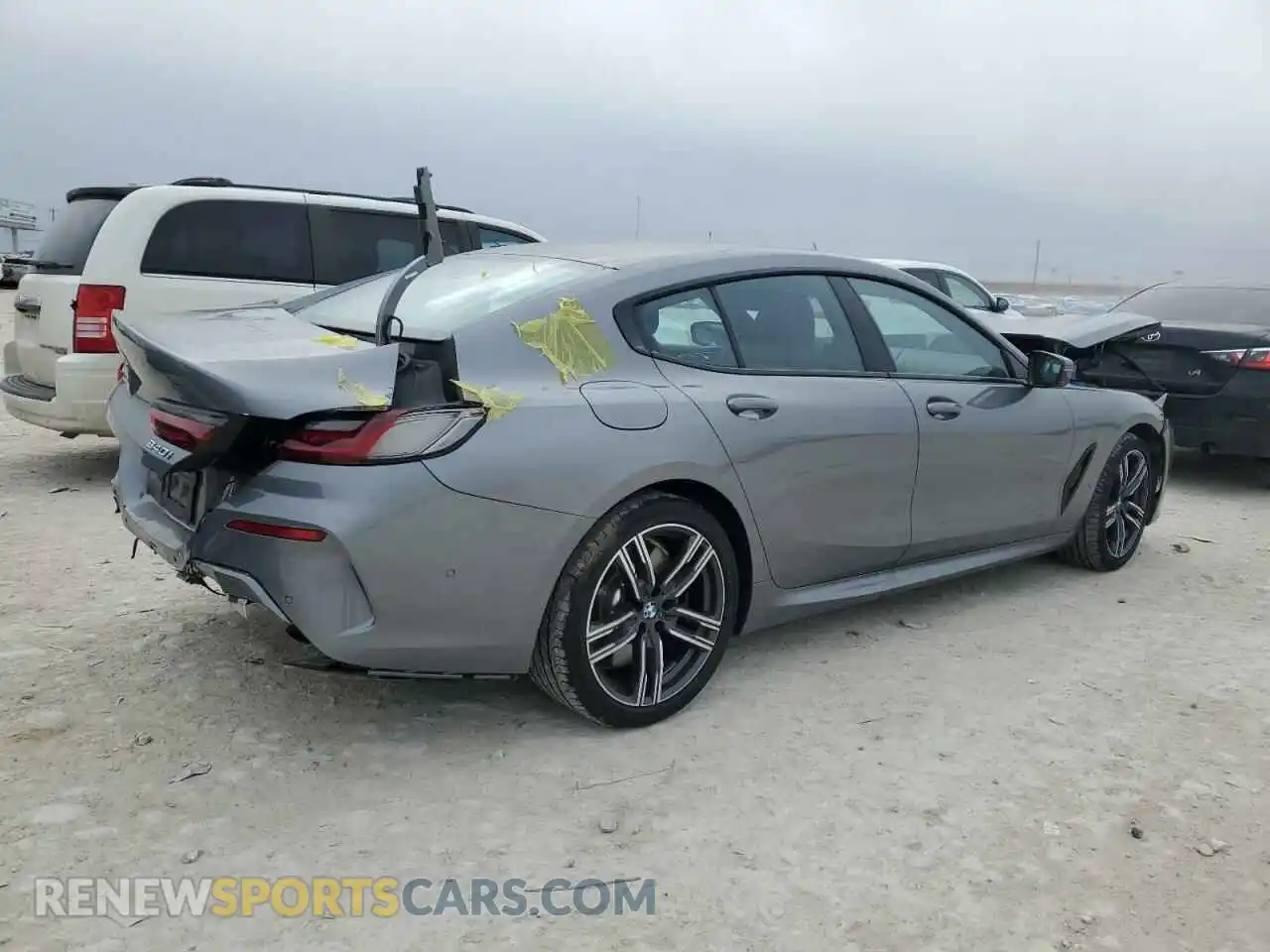 3 Photograph of a damaged car WBAGV4C09RCP54722 BMW 8 SERIES 2024