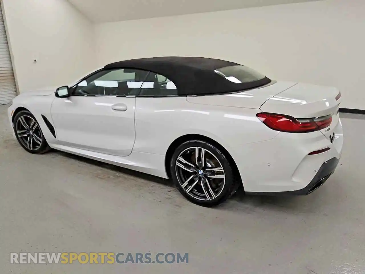 2 Photograph of a damaged car WBADZ4C01TCX71576 BMW 8 SERIES 2026