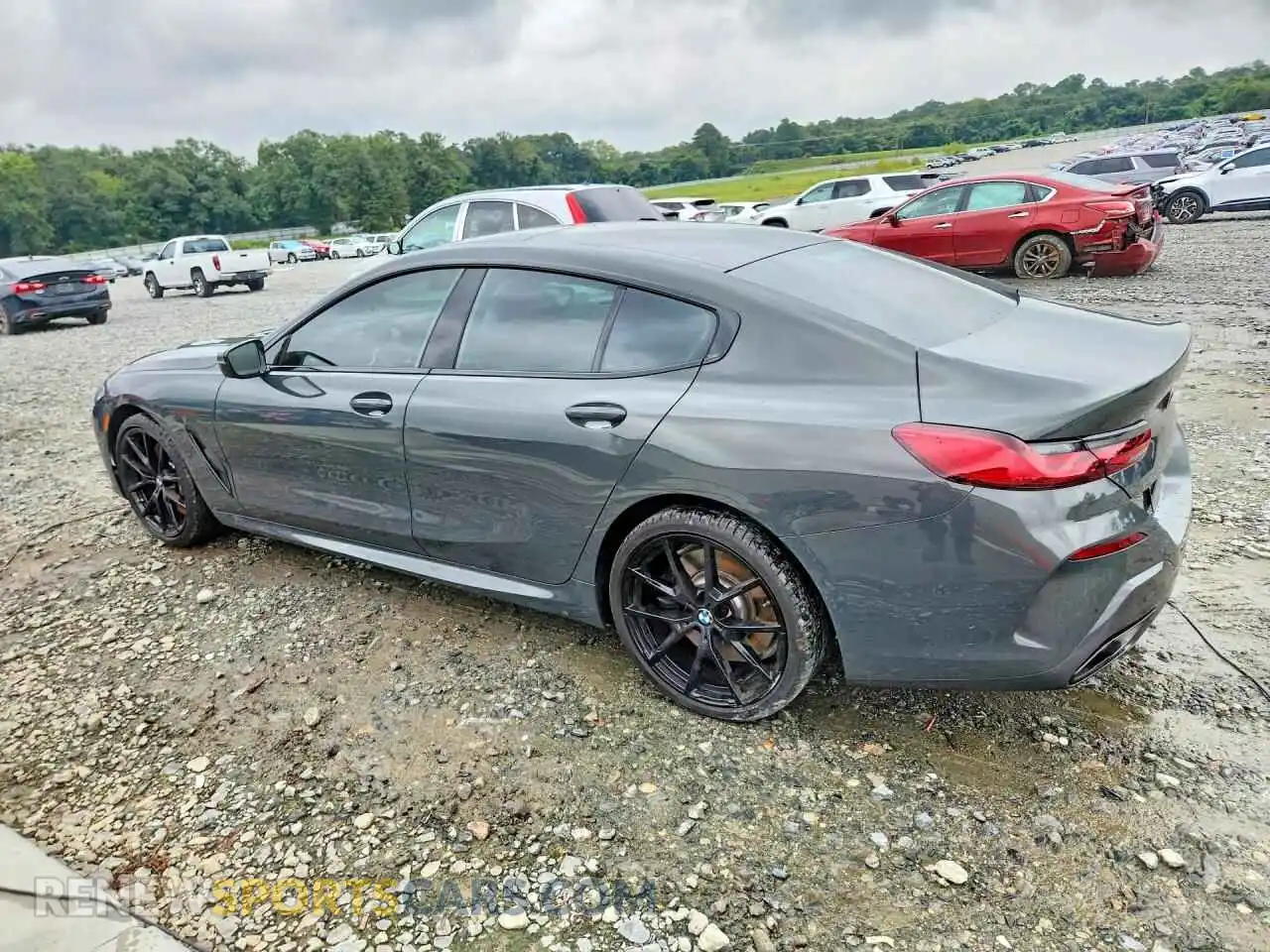 2 Фотография поврежденного автомобиля WBAGV2C09TCW95991 BMW 8 SERIES 2026
