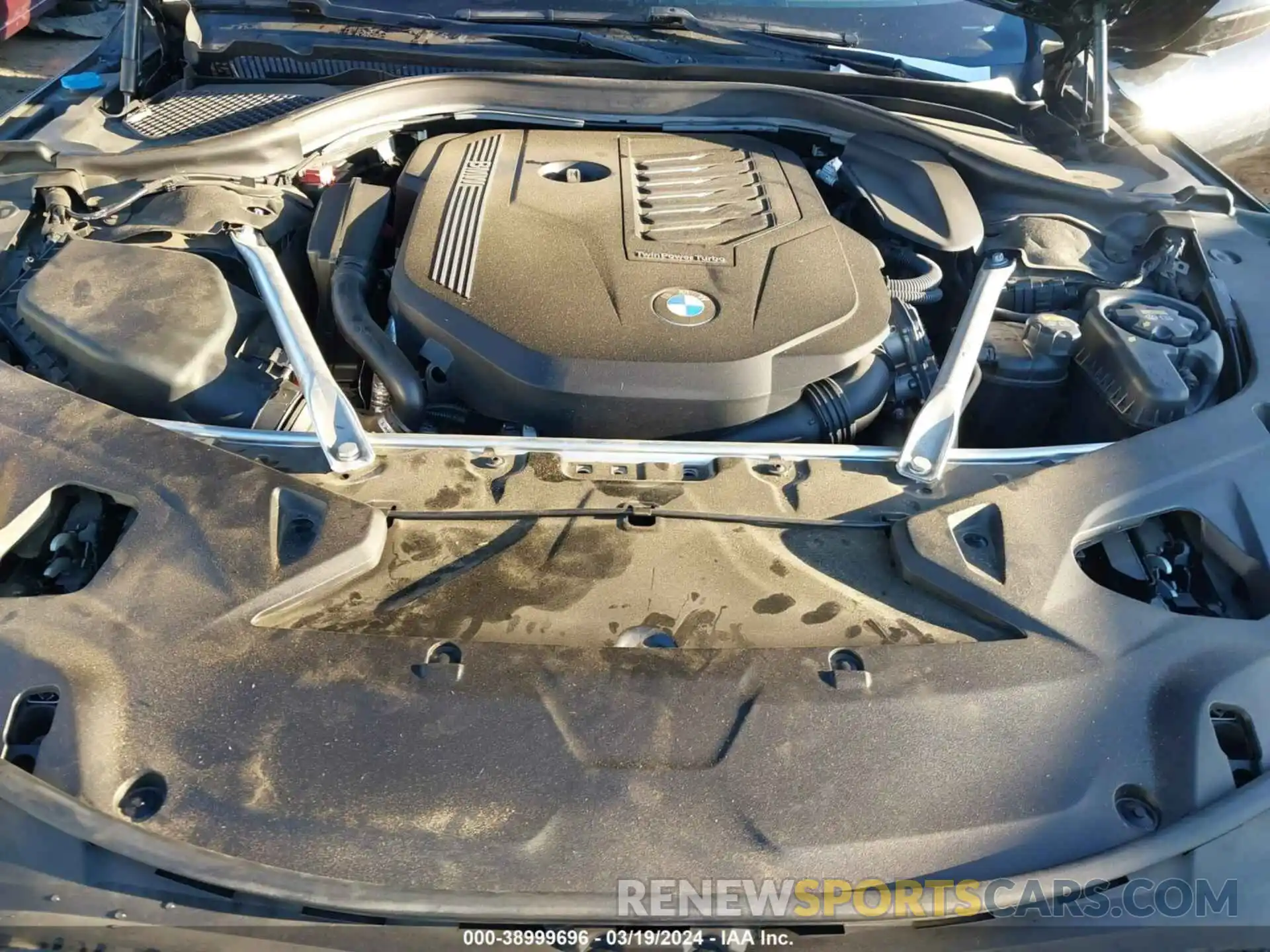 10 Photograph of a damaged car WBAAE2C05MCF23371 BMW 840I 2021