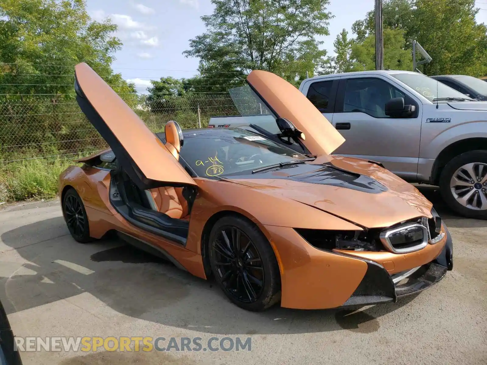 1 Photograph of a damaged car WBY2Z6C56KVB83047 BMW I SERIES 2019