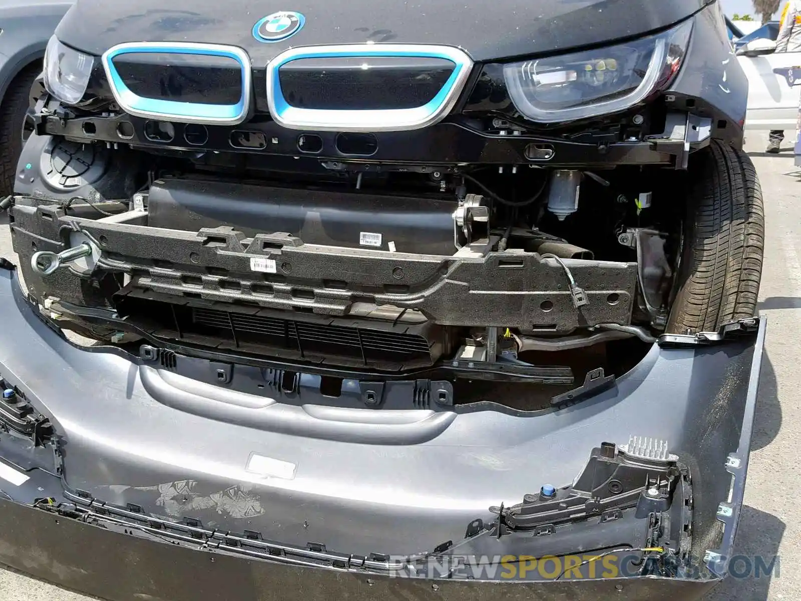 9 Photograph of a damaged car WBY8P4C5XK7D18104 BMW I SERIES 2019