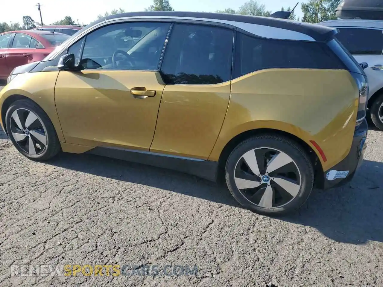 2 Фотография поврежденного автомобиля WBY8P2C05M7J87480 BMW I SERIES 2021