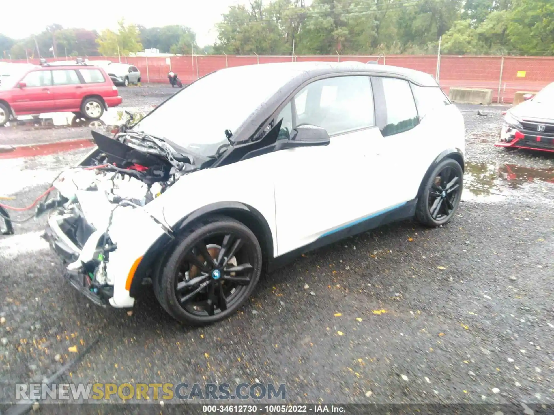 2 Фотография поврежденного автомобиля WBY8P6C04L7H18516 BMW I3 2020
