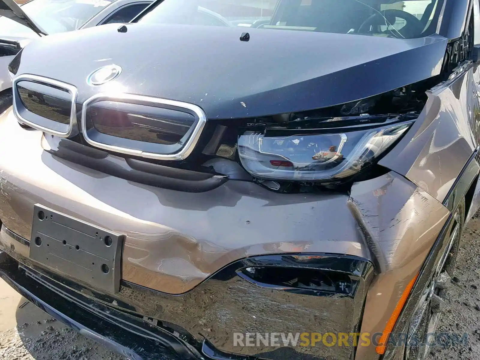 9 Photograph of a damaged car WBY8P8C56K7D23792 BMW I3 S REX 2019