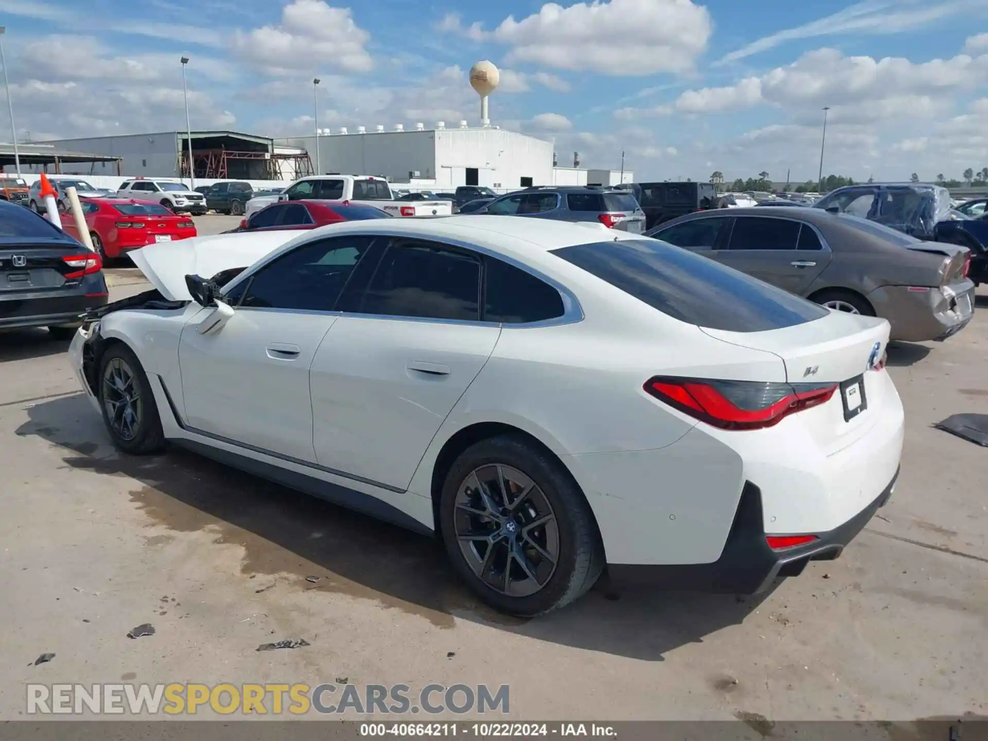 3 fotografías del automóvil dañado WBY73AW0XPFP87662 BMW I4 2023