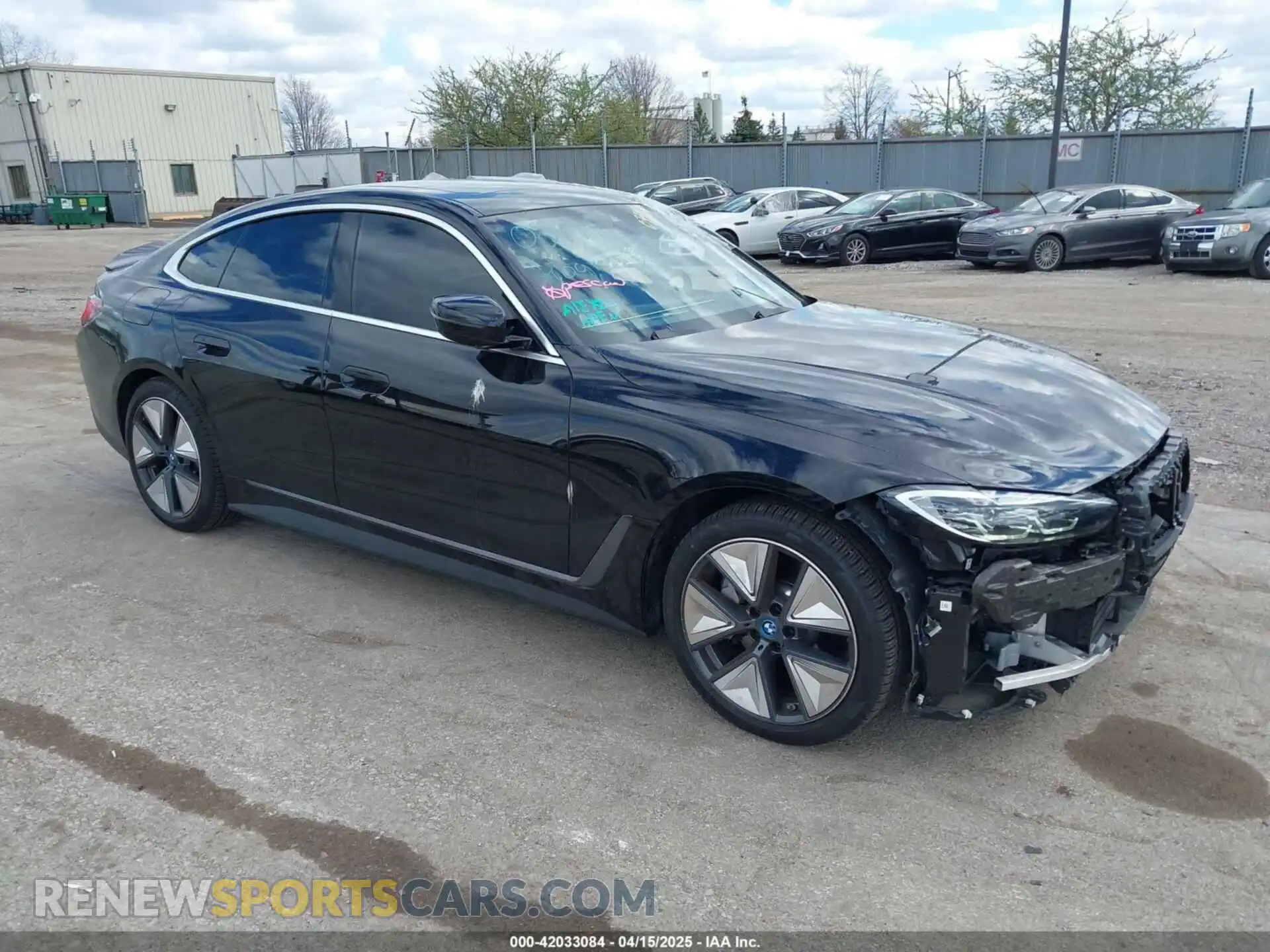 1 fotografías del automóvil dañado WBY83FB01RFS71670 BMW I4 2024