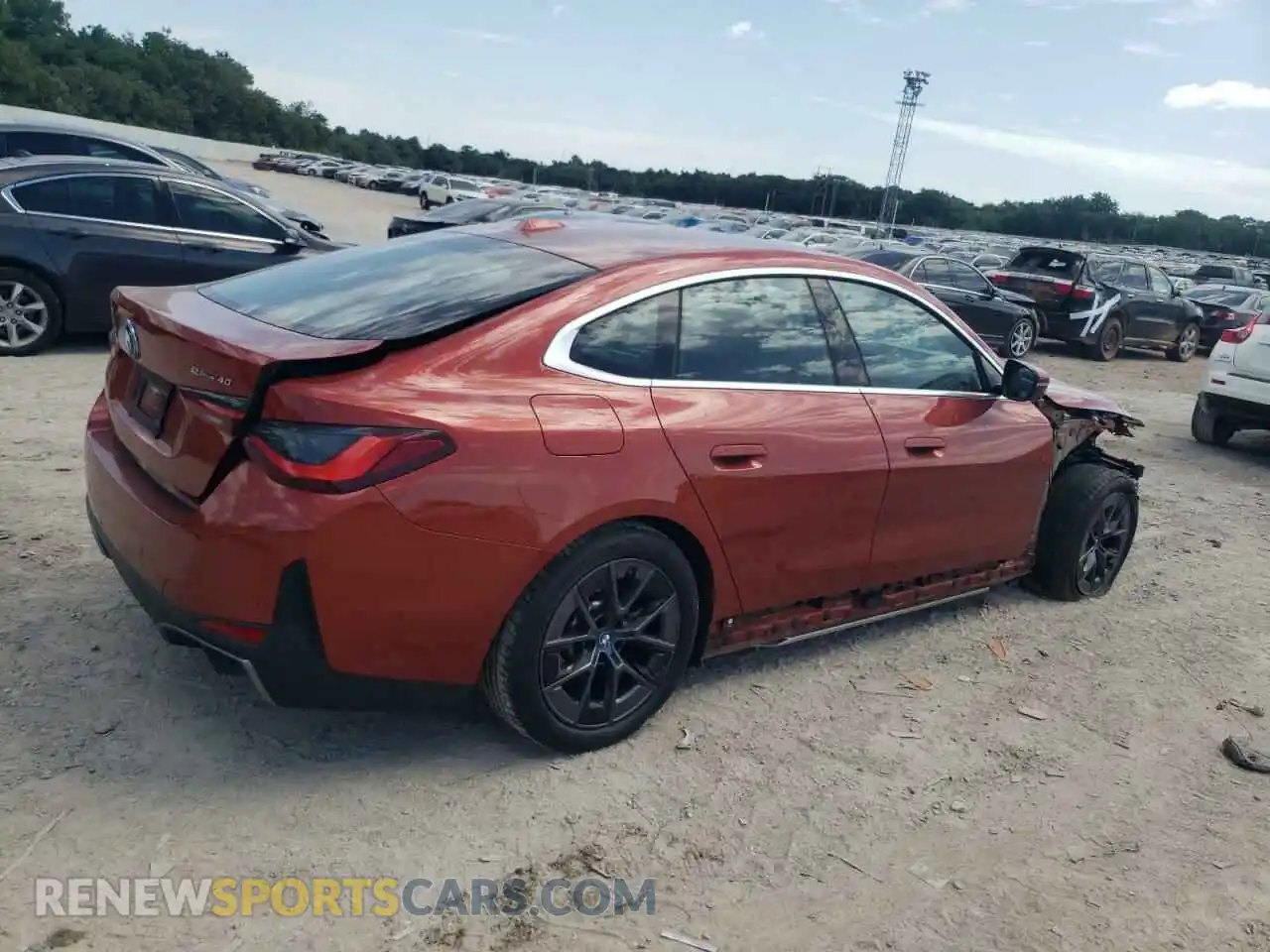 3 Фотография поврежденного автомобиля WBY73AW07NFN21786 BMW I4 EDRIVE 2022