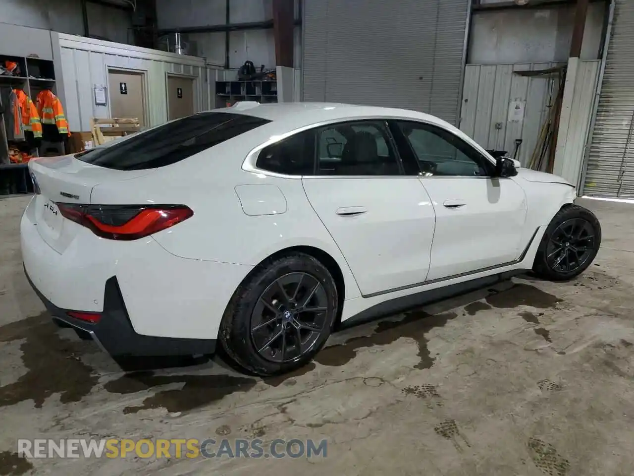 3 Photograph of a damaged car WBY73AW0XNFM42502 BMW I4 EDRIVE 2022